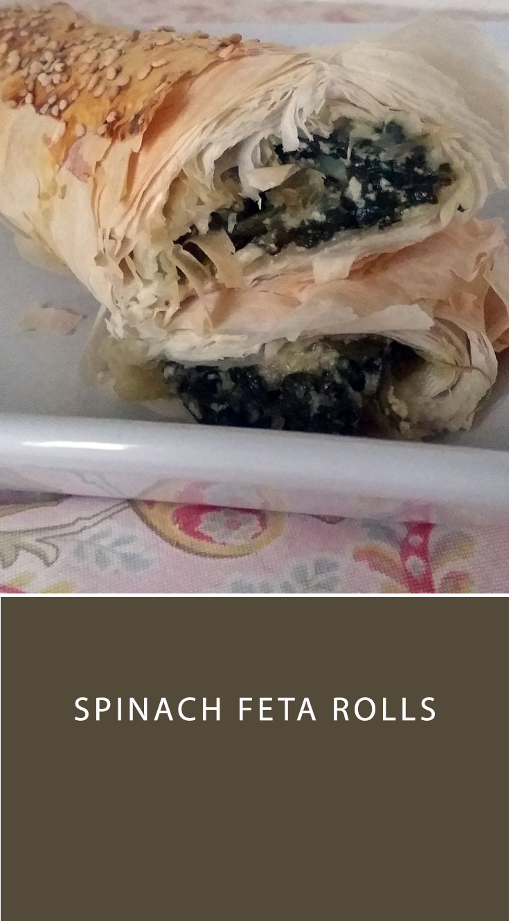 Spinach feta rolls are great for a spring party! #SundaySupper